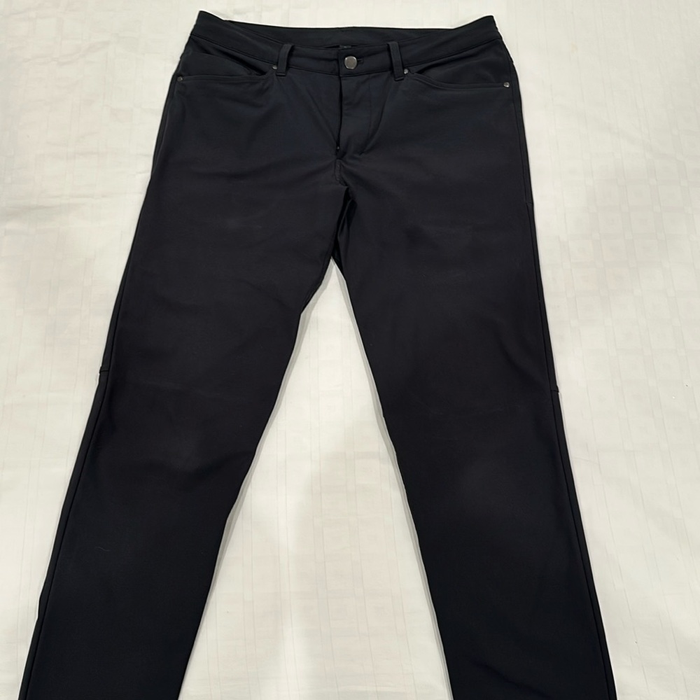 Lululemon Men’s ABC pant